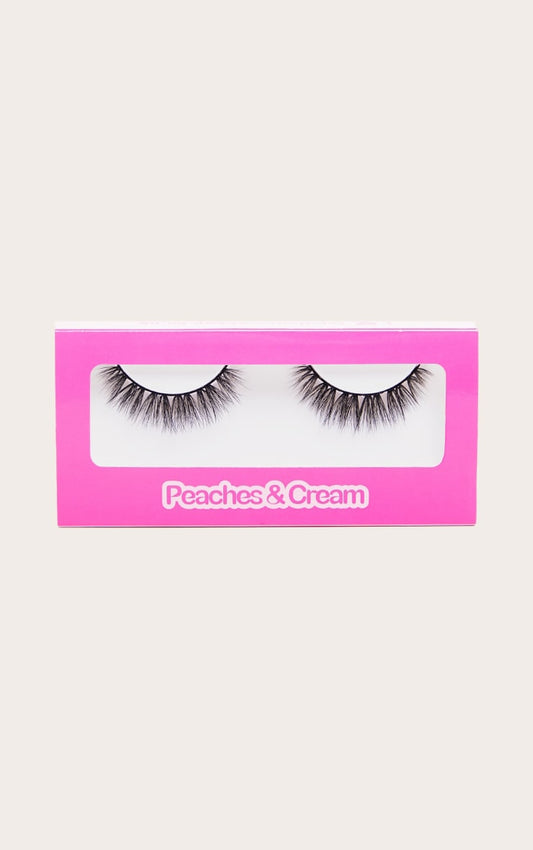 https://cdn-img.prettylittlething.com/1/c/f/e/1cfedfdadaa7739a0195f47c2608b81d94f6ed36_CMG5387_1_peaches_and_cream_no_28_false_eyelashes.jpg