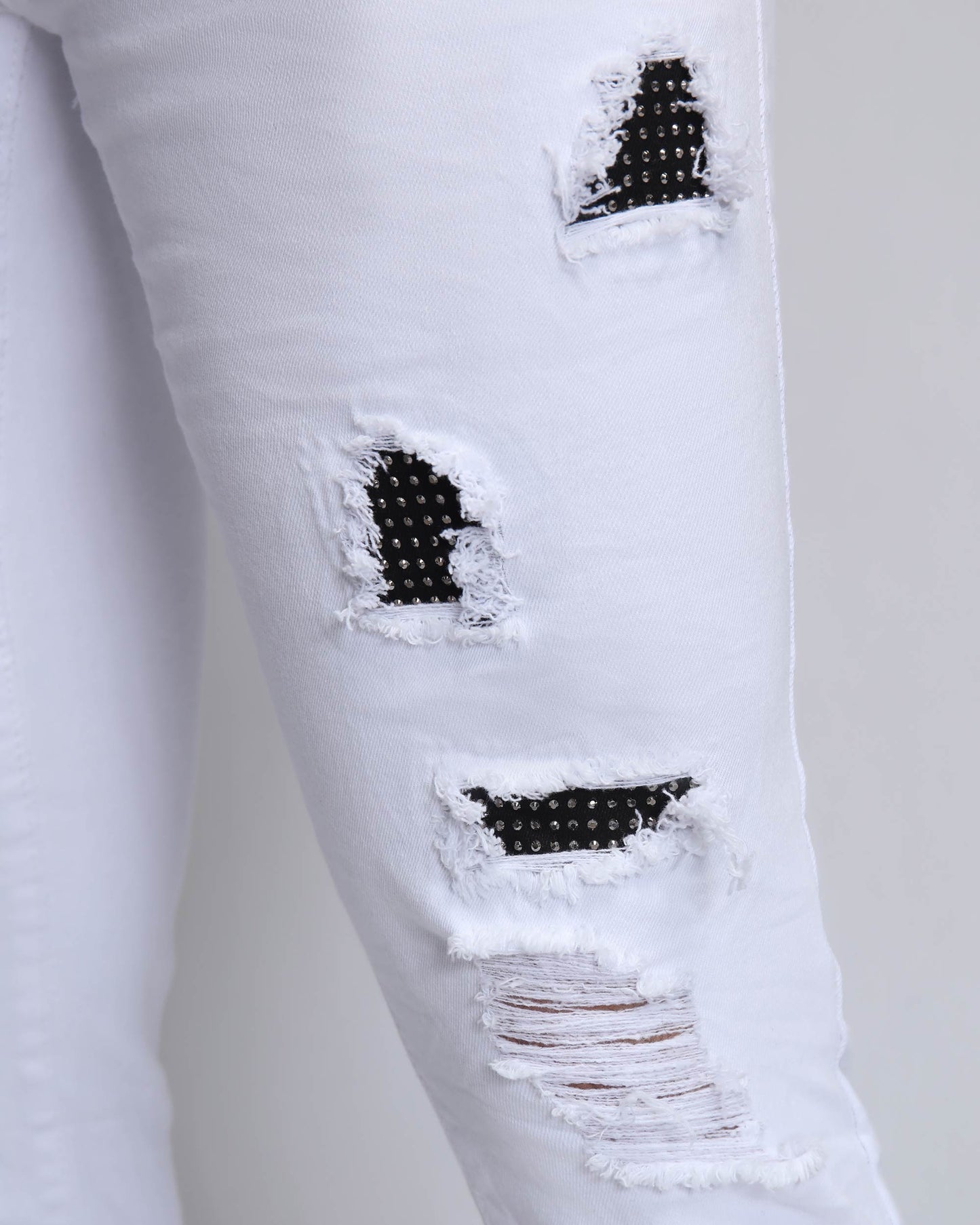 https://cdn.shopify.com/s/files/1/0654/2822/6294/files/2_abda5c49-fc5f-4d21-b0f9-9d5445919b28.jpg?v=1691734126