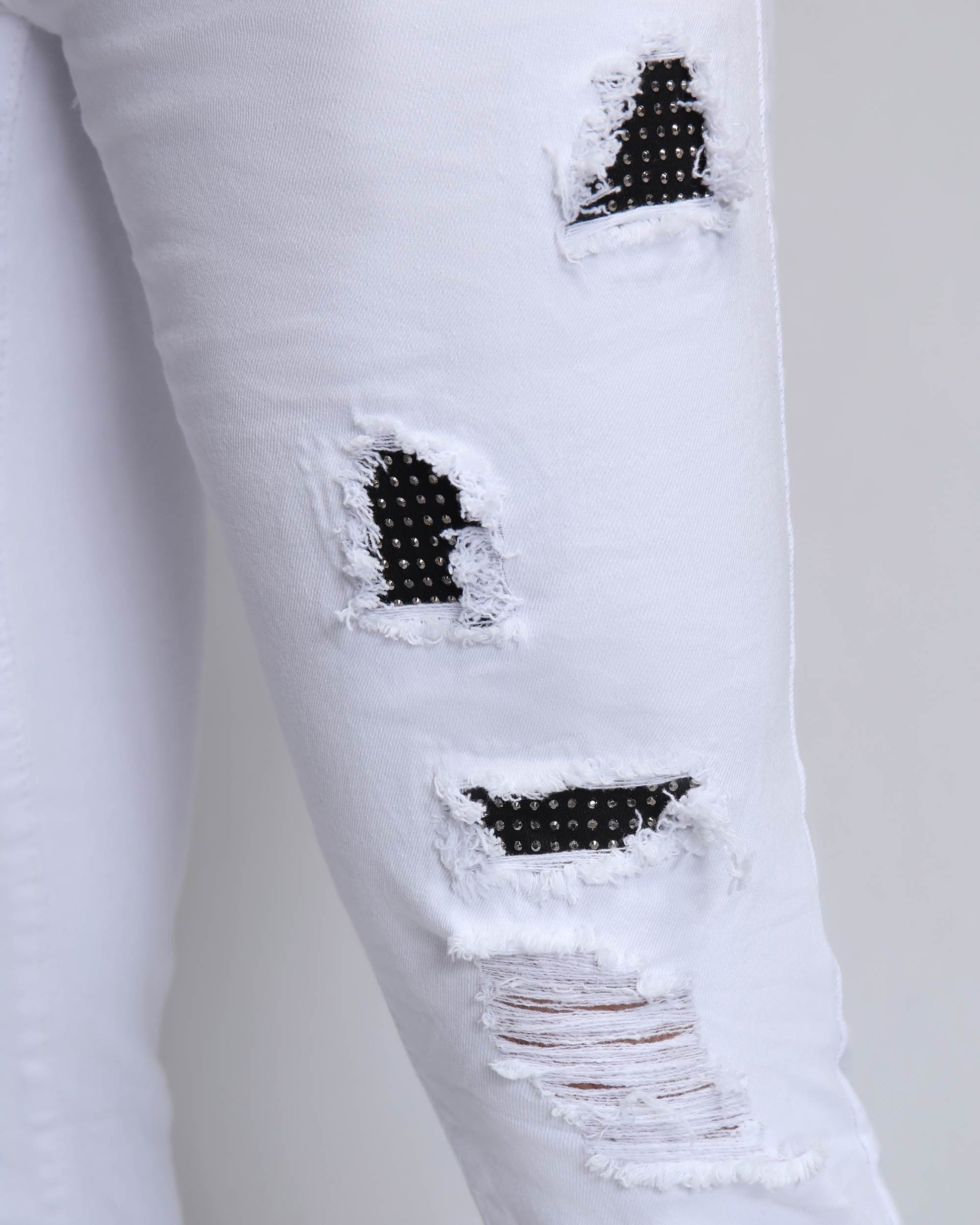 https://cdn.shopify.com/s/files/1/0654/2822/6294/files/2_abda5c49-fc5f-4d21-b0f9-9d5445919b28.jpg?v=1691734126